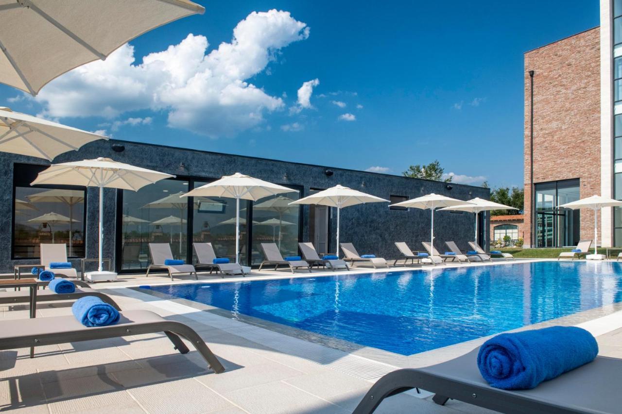Villa Mosavali Akhalubani  Ngoại thất bức ảnh